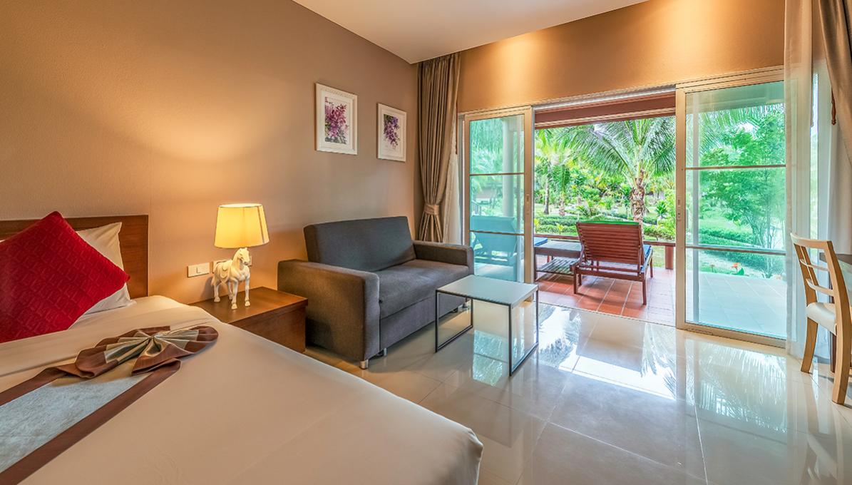 https://www.khokhaoandamanresort.com/images/accommodation/1/cnk_khokhao_WZB_6790.jpg